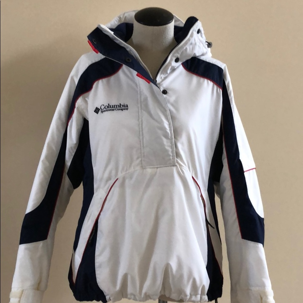 Columbia women’s pullover jacket. New without tag.